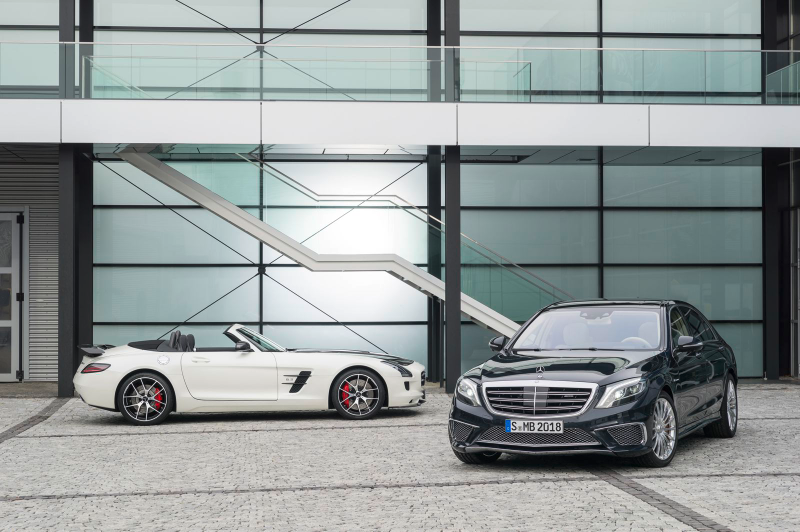 Illustration for article titled S 65 AMG And SLS AMG GT Final Edition In Tokyo And Los Angeles
